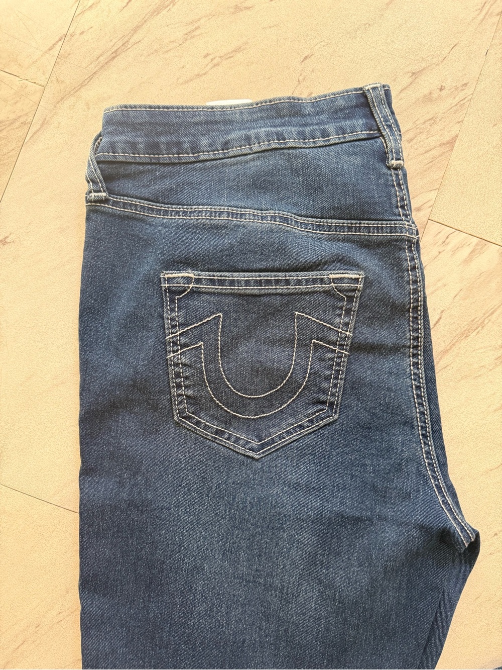 True Religion Becca Mid Rise Bootcut Jean (BUNDLE) - Picture 14 of 15